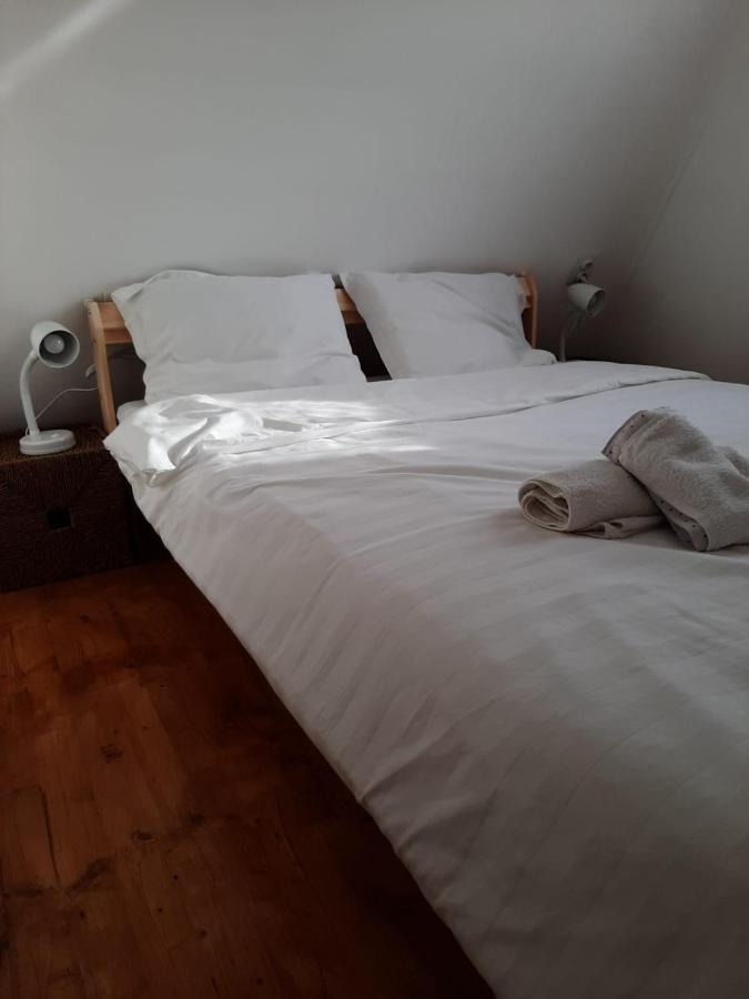 Cabana din livada Pucioasa Esterno foto