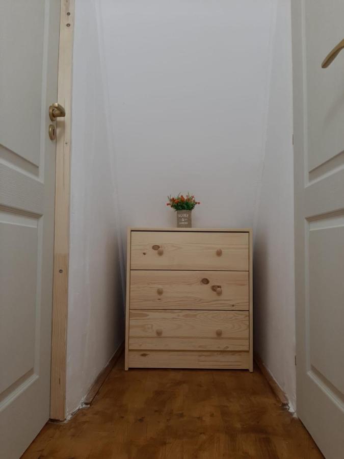 Cabana din livada Pucioasa Esterno foto