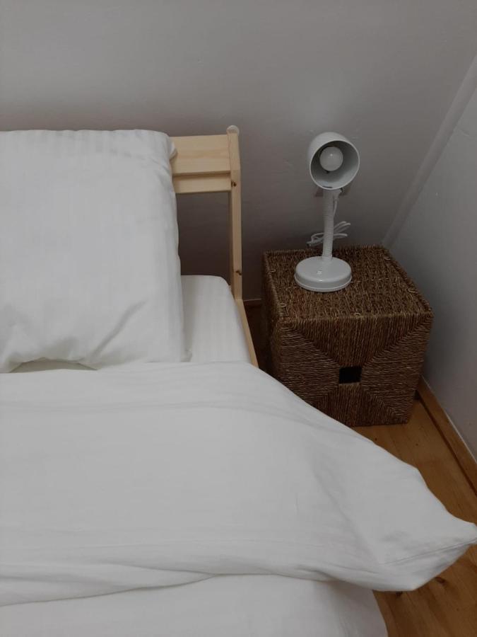 Cabana din livada Pucioasa Esterno foto
