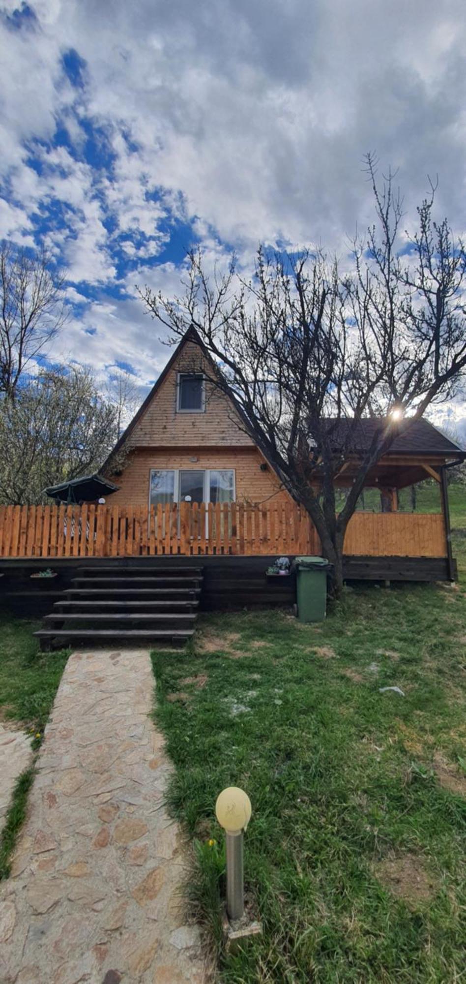 Cabana din livada Pucioasa Esterno foto